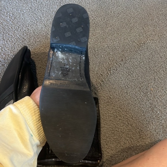 Alice and Olivia black leather booties - Picture 5 of 6